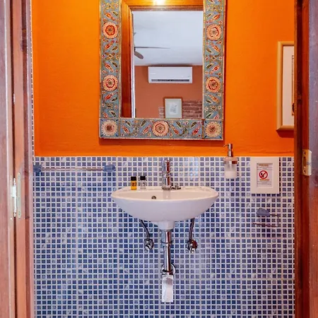 Vakantiehuis Tess Casantigua, Casa Con Sabor A Guatemala *