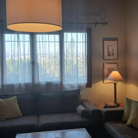 Tess Casantigua, Casa Con Sabor A Guatemala *