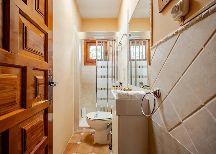 Tess Casantigua, Casa Con Sabor A Guatemala *