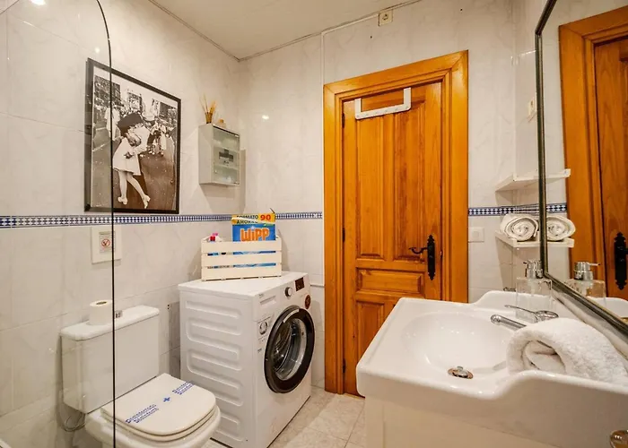 Tess Casantigua, Casa Con Sabor A Guatemala *