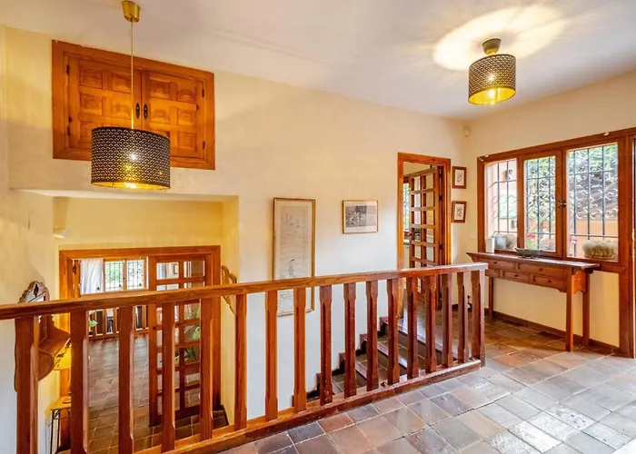 Tess Casantigua, Casa Con Sabor A Guatemala טורמולינוס